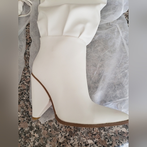 Prettylittlething White Thigh High Boots Brand New - Picture 2 of 4